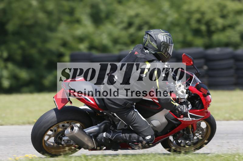 Archiv-2025/26 11.06.2025 Peter Studer have fun ADR/Gruppe gelb/58